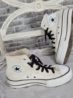 Converse Cream High Top Platform Sneakers with Black Accents Womens 6.5
